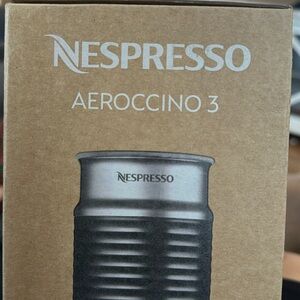 Nespresso Aeroccino 3 Hot & Cold Milk Frother
